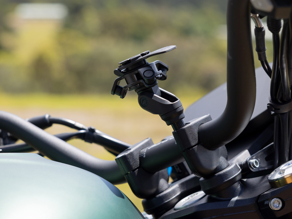 Крепление в траверсу мотоцикла Quad Lock® Handlebar Clamp Mount PRO